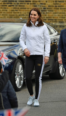 Catherine, Duchess of Cambridge pic #1000767