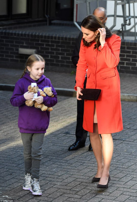 Catherine, Duchess of Cambridge pic #1000768