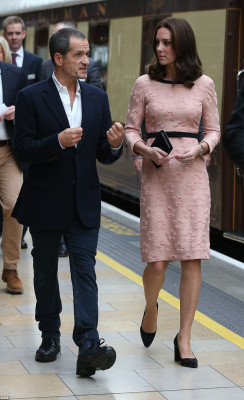 Catherine, Duchess of Cambridge pic #971898
