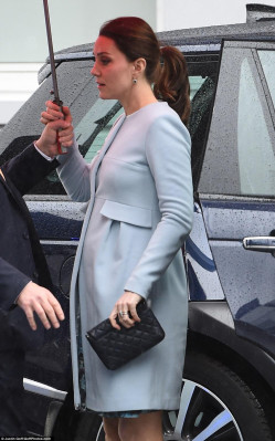 Catherine, Duchess of Cambridge pic #1002554