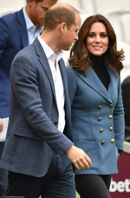 Catherine, Duchess of Cambridge pic #973254