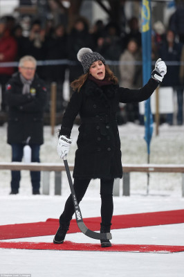 Catherine, Duchess of Cambridge pic #1003790