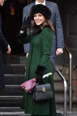 Catherine, Duchess of Cambridge pic #1003959