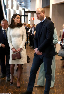 Catherine, Duchess of Cambridge pic #1004201