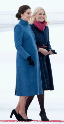 Catherine, Duchess of Cambridge pic #1004365