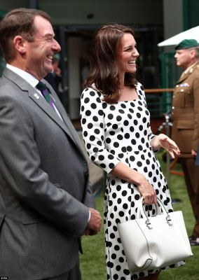 Catherine, Duchess of Cambridge pic #947519