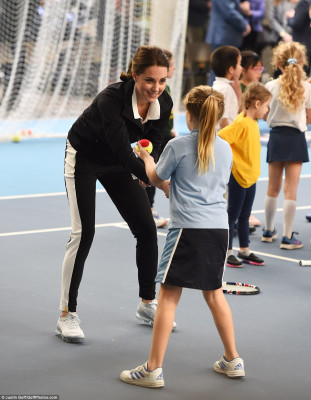 Catherine, Duchess of Cambridge pic #975956