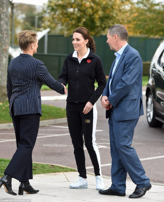 Catherine, Duchess of Cambridge pic #975961