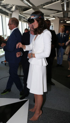 Catherine, Duchess of Cambridge pic #950691