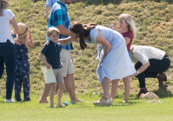 Catherine, Duchess of Cambridge pic #1044650
