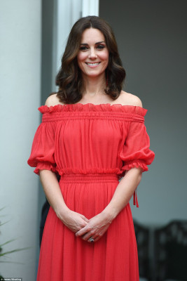 Catherine, Duchess of Cambridge pic #953404