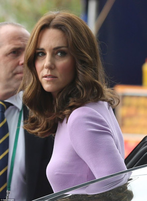 Catherine, Duchess of Cambridge pic #953431