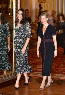 Catherine, Duchess of Cambridge pic #1012970