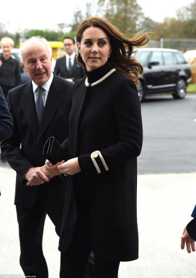 Catherine, Duchess of Cambridge pic #982513