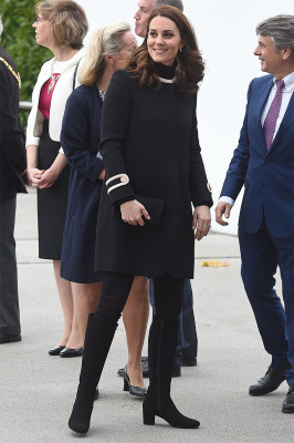 Catherine, Duchess of Cambridge pic #982520
