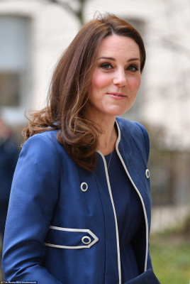 Catherine, Duchess of Cambridge pic #1015480