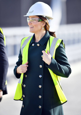 Catherine, Duchess of Cambridge pic #1015463