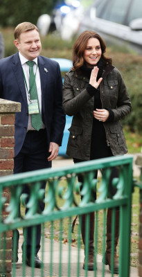 Catherine, Duchess of Cambridge pic #984543