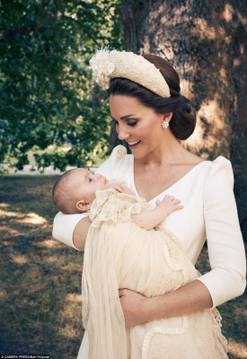 Catherine, Duchess of Cambridge pic #1051702