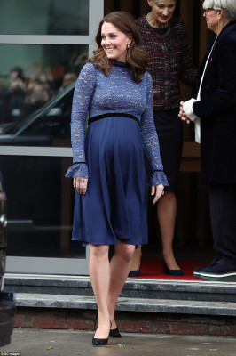 Catherine, Duchess of Cambridge pic #1021025