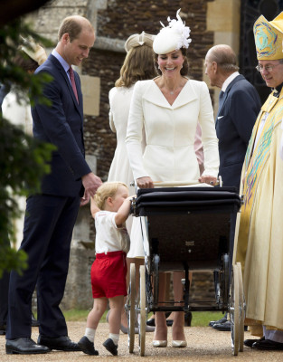 Catherine, Duchess of Cambridge pic #784835