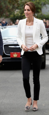 Catherine, Duchess of Cambridge pic #880350