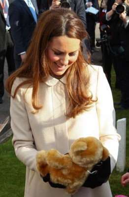 Catherine, Duchess of Cambridge pic #690748