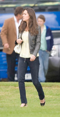Catherine, Duchess of Cambridge pic #690802
