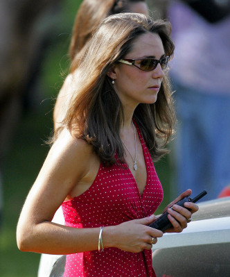 Catherine, Duchess of Cambridge pic #736476