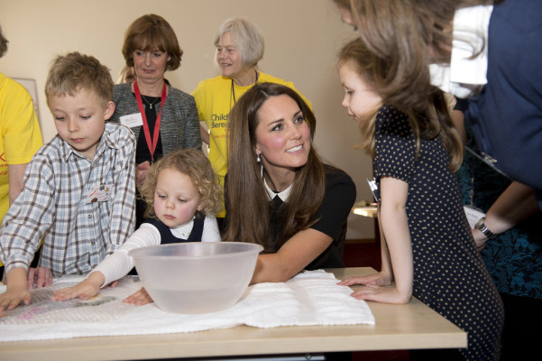 Catherine, Duchess of Cambridge pic #736474