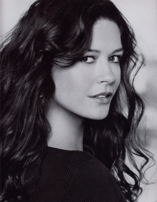 photo 10 in Catherine Zeta Jones gallery [id176591] 2009-08-20 00:00:00
