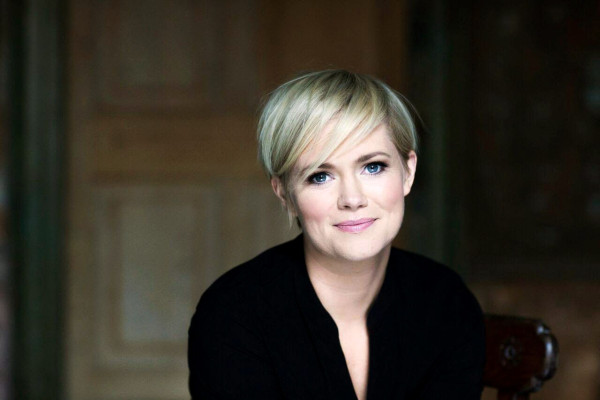 Cecelia Ahern  pic #1099108