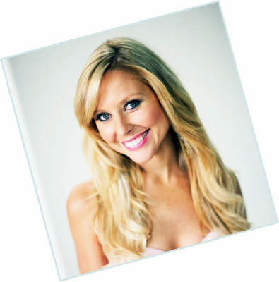 Charli Robinson pic #1170084