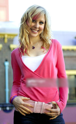 Charli Robinson pic #1170063