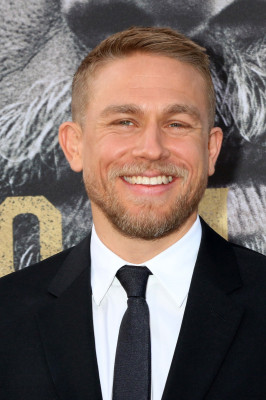 Charlie Hunnam pic #931925