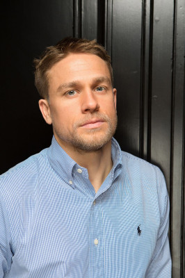 Charlie Hunnam pic #921230
