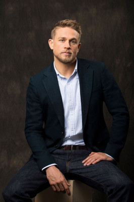 Charlie Hunnam pic #931961