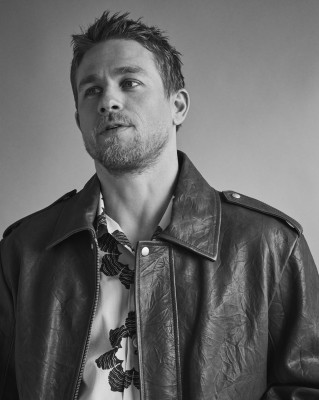 Charlie Hunnam pic #925038