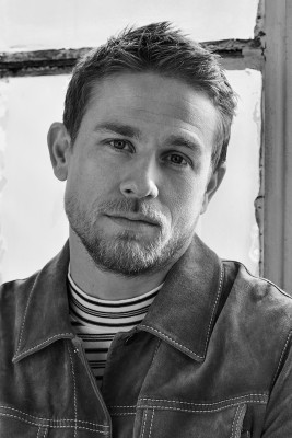 Charlie Hunnam pic #925033