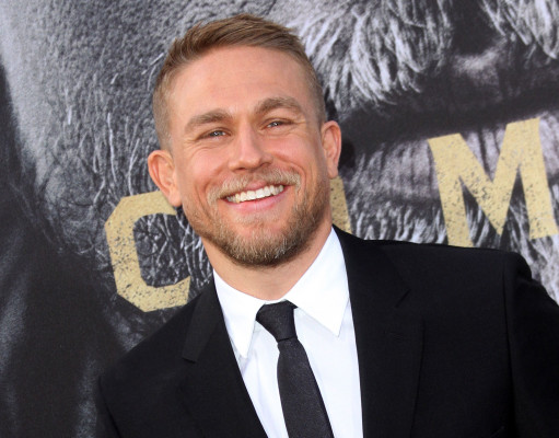 Charlie Hunnam pic #931921