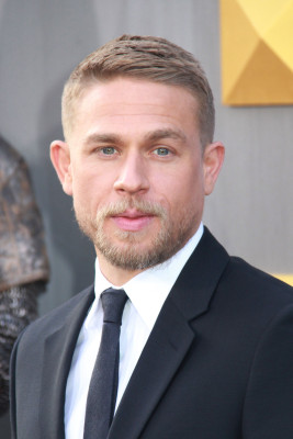Charlie Hunnam pic #931923