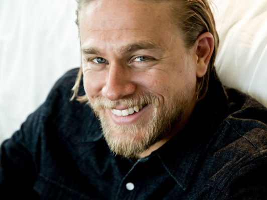 Charlie Hunnam pic #921717