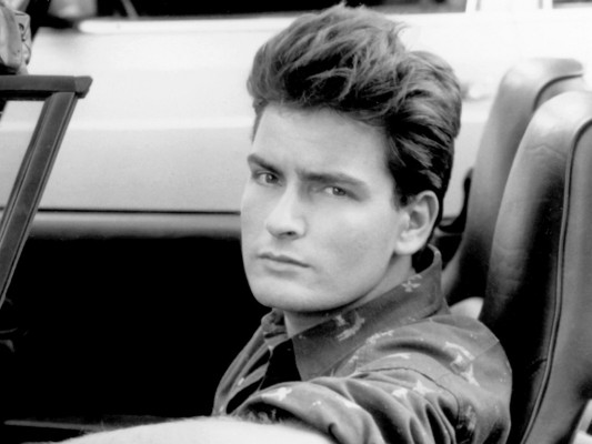 Charlie Sheen pic #297438
