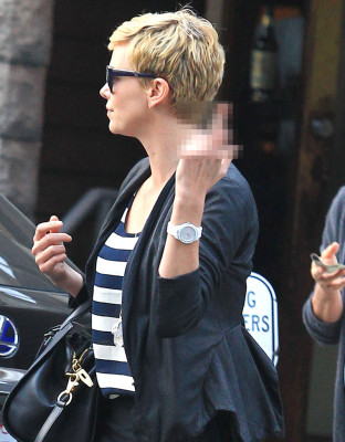 Charlize Theron pic #610933