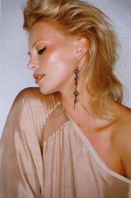 Charlize Theron pic #31367
