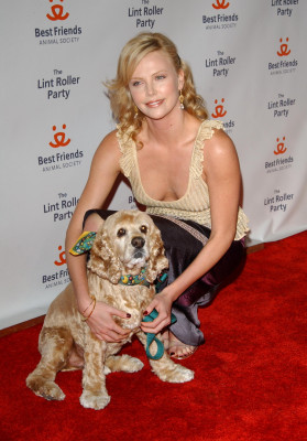 Charlize Theron pic #14693
