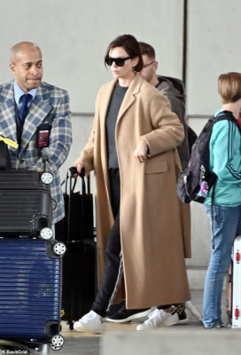 Charlize Theron pic #1124886
