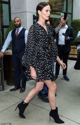 Charlize Theron pic #1129585