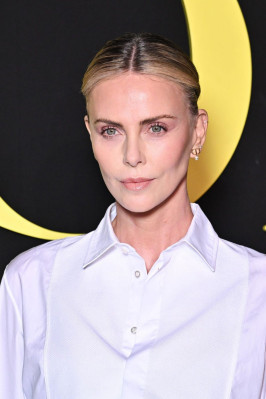 Charlize Theron pic #1335704