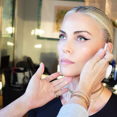 Charlize Theron pic #1351691